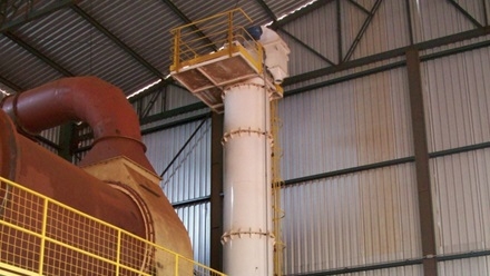 Elevador Tubular de Canecas